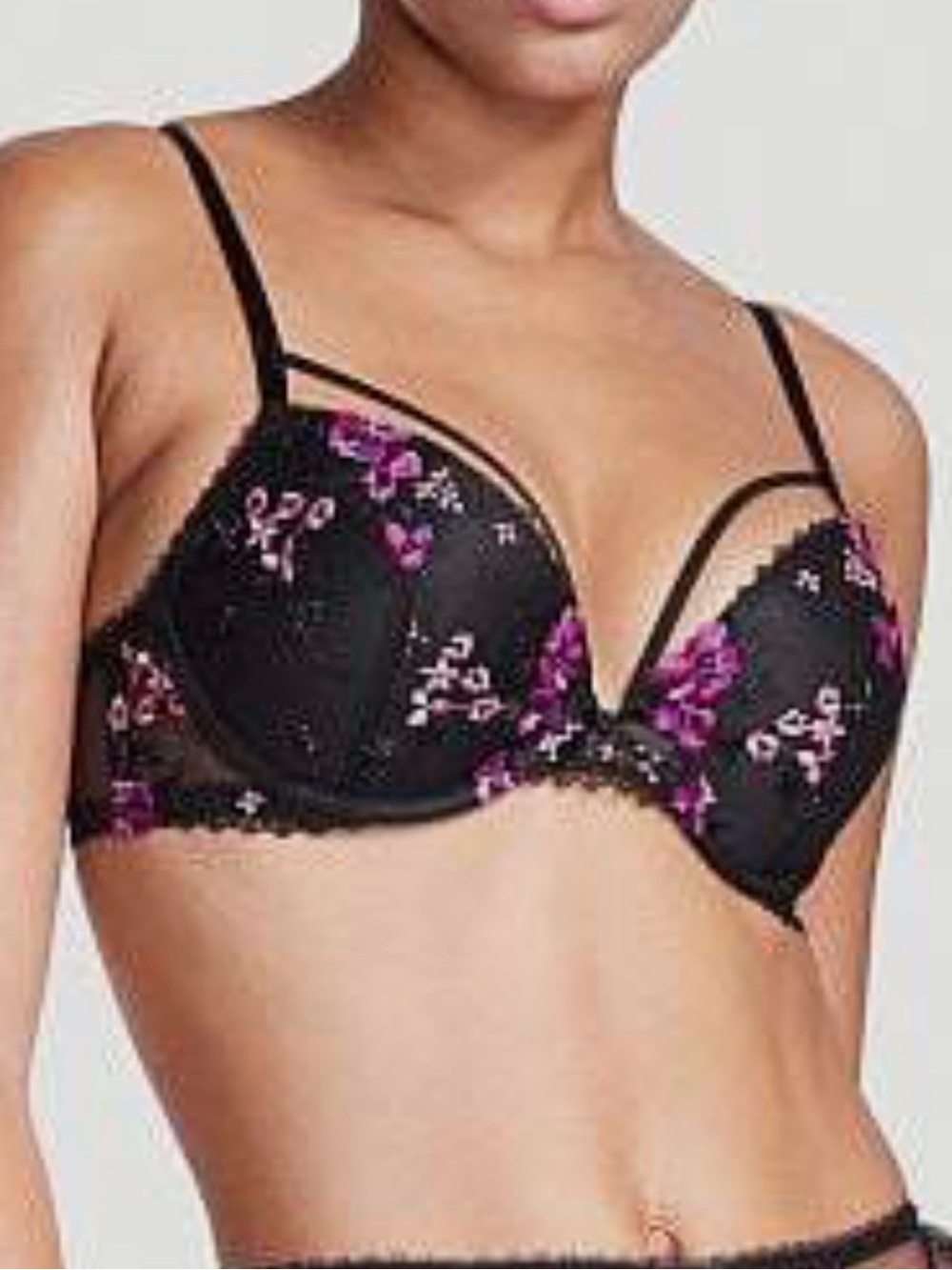Victoria secret very sexy strappy push-up bra 32d